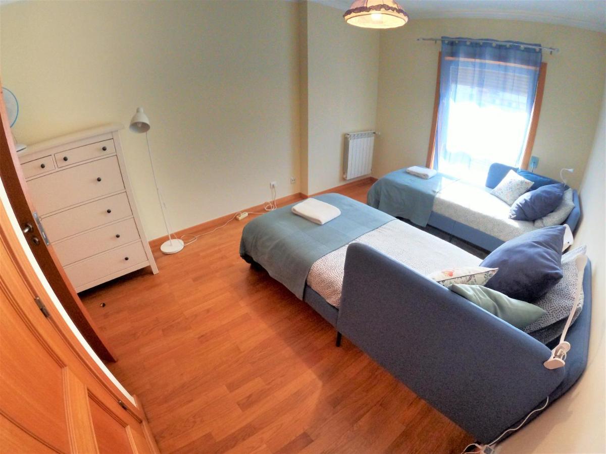 Lisbon 2 Bedroom Apartment With Balcony In Algés Exteriör bild