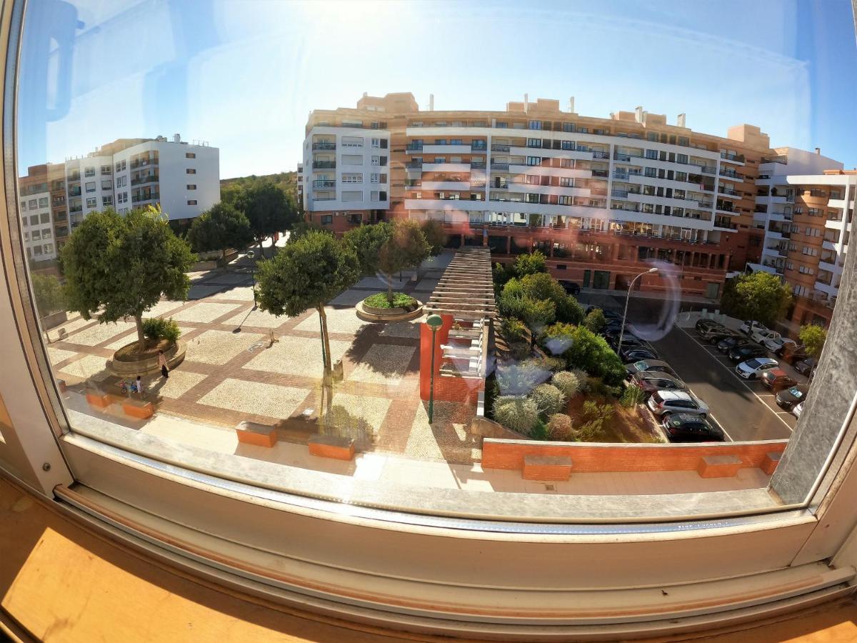 Lisbon 2 Bedroom Apartment With Balcony In Algés Exteriör bild